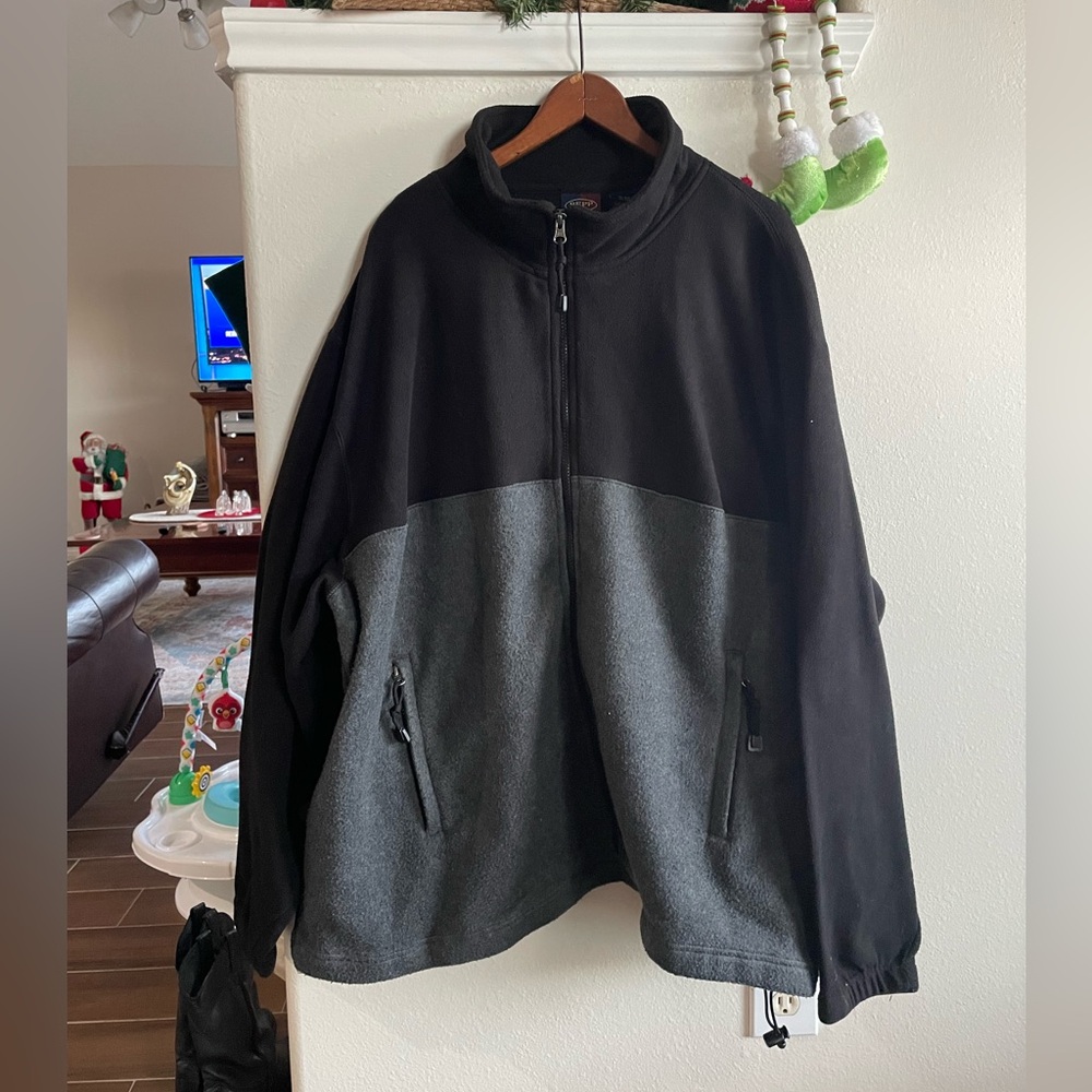 Vintage REPP Ltd. Dual Color Pullover Fleece